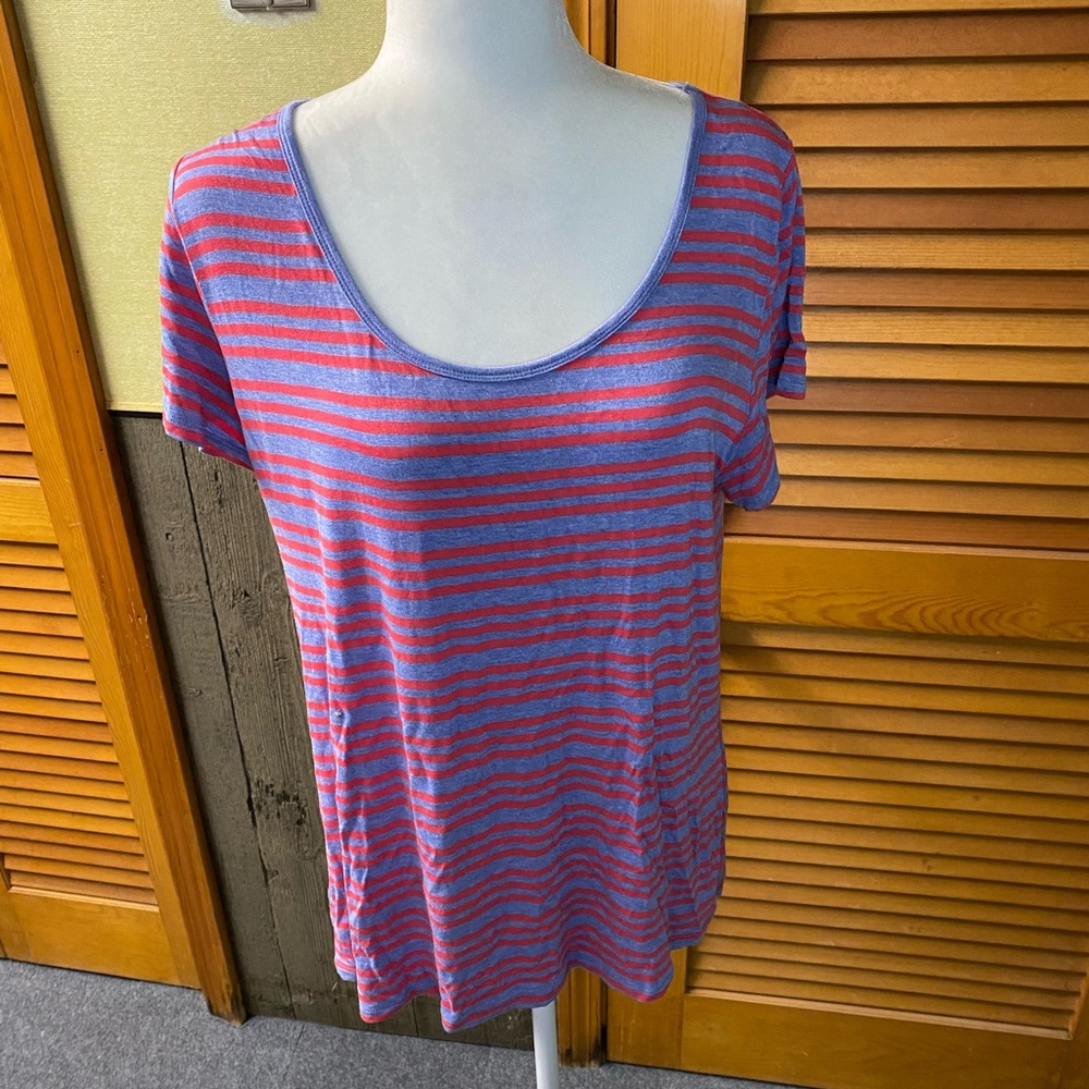 LulaRoe tee